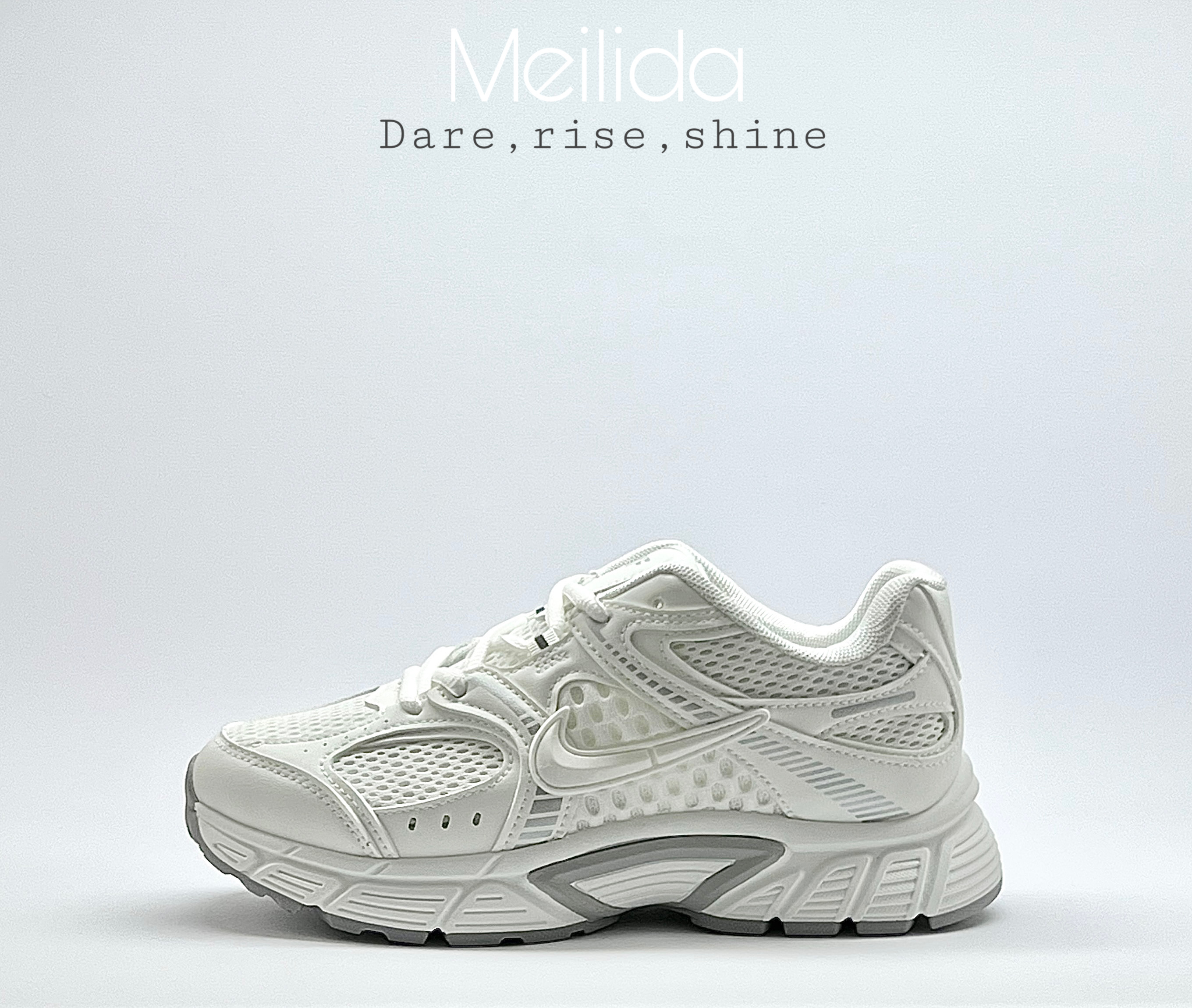 کتونی وارداتی طبی زنانه روزمره و پیاده روی نایک برند maklinit کد 438