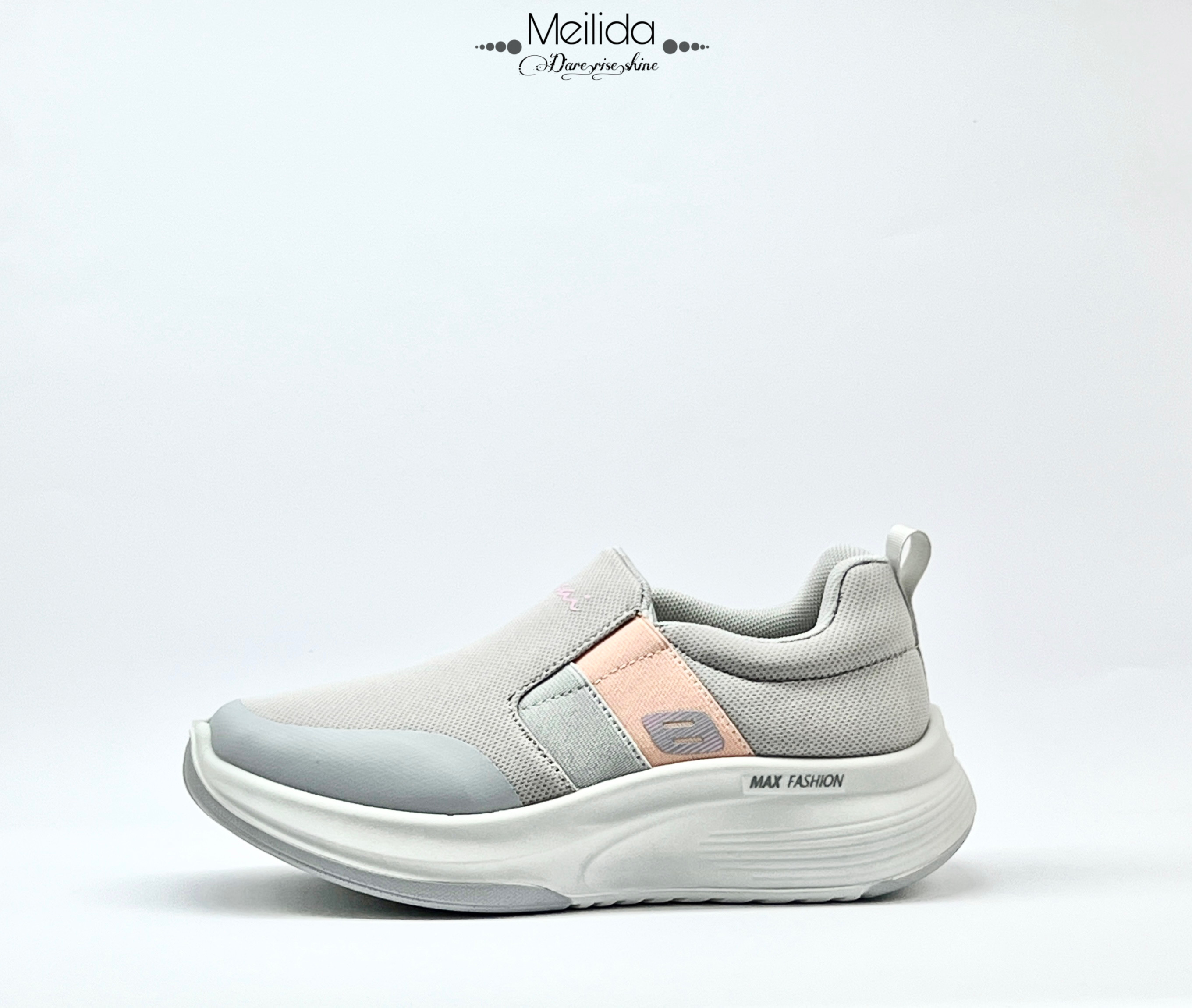 کتونی جورابی وارداتی راحتی زنانه روزمره و پیاده روی برند desai کد 68