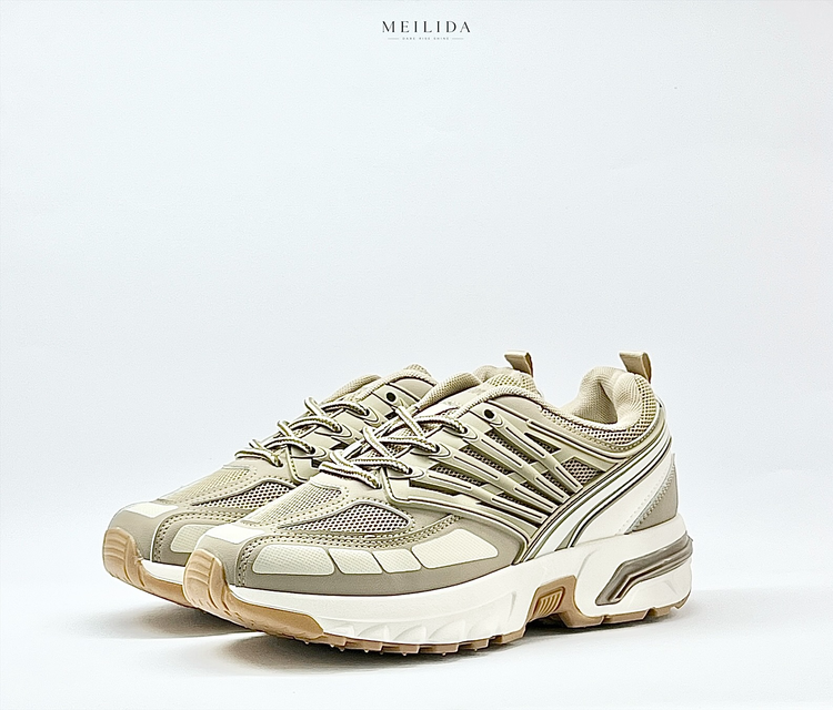 کتونی وارداتی راحتی زنانه روزمره و پیاده روی برند k shoesکد 12008 رنگ نسکافه ای