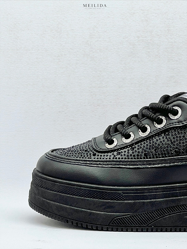ونس کتونی وارداتی راحتی زنانه روزمره و پیاده روی نیوبالانس برند k shoes کد13312 رنگ مشکی