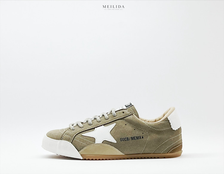 ونس طبی زنانه مدل Golden Goose کد 3246