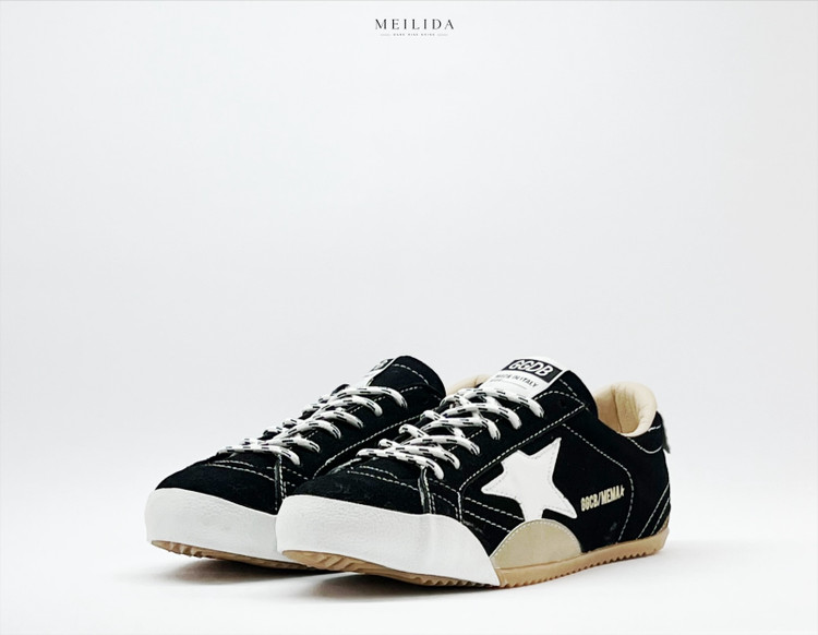 ونس طبی زنانه مدل Golden Goose کد 3246