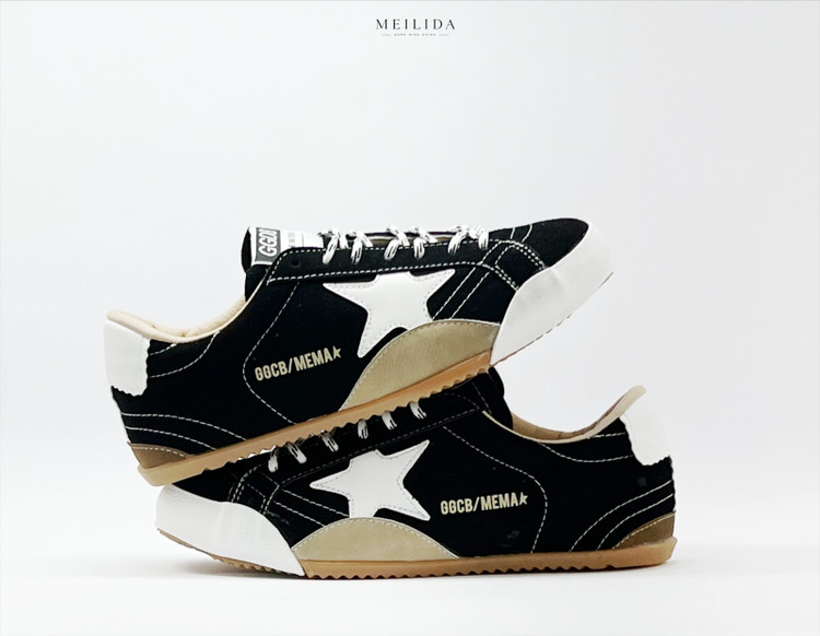 ونس طبی زنانه مدل Golden Goose کد 3246